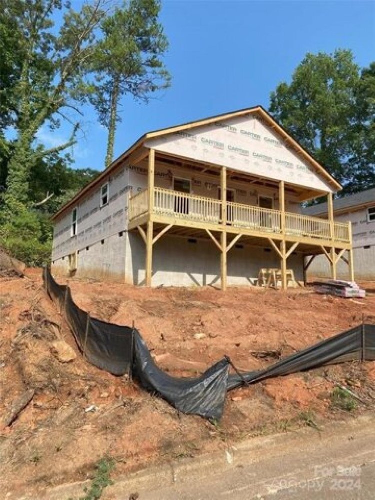 3 bedrooms House in Hickory, USA No. 405407