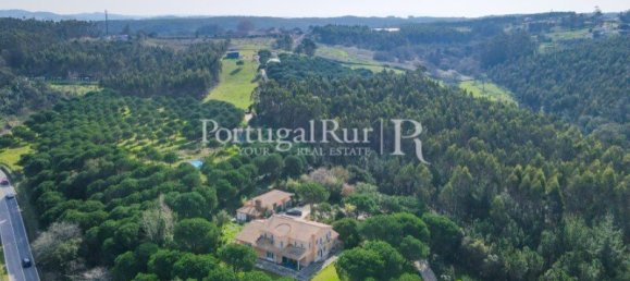 4 غرف نوم قطعة أرض في Salir de Matos, Portugal رقم 140868 3