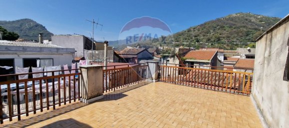 3 Schlafzimmer Haus in Francavilla di Sicilia, Italy, Nr. 326104 6