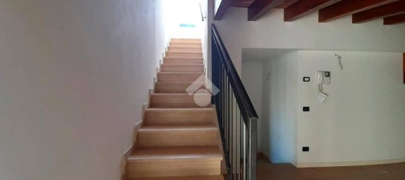 2 Schlafzimmer Wohnung in Bergamo, Italy, Nr. 310222 8