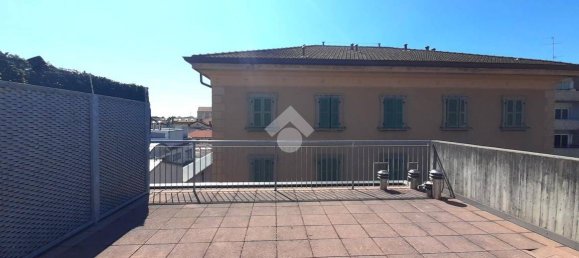 2 Schlafzimmer Wohnung in Bergamo, Italy, Nr. 310222 13