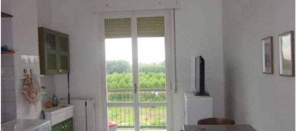 3غرفة شقة في Sannazzaro de' Burgondi, Italy رقم 11577 5