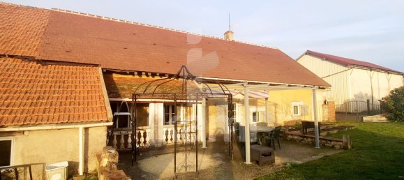 3 chambres Maison à Ouanne, France No. 192291 2