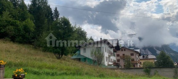 1120m² Land in Val di Zoldo, Italy No. 300562 2