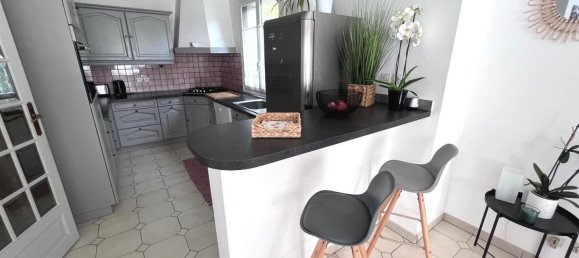 4 bedrooms House in Champigny-sur-Marne, France No. 183732 5