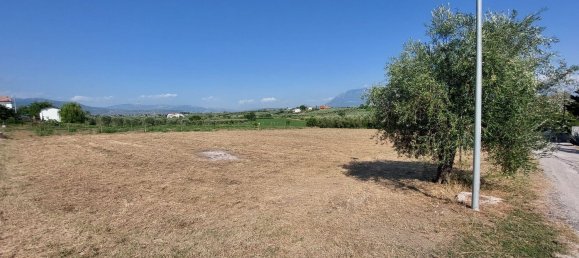 Terreno em Eboli, Italy 4000 m² N.º 300325 3
