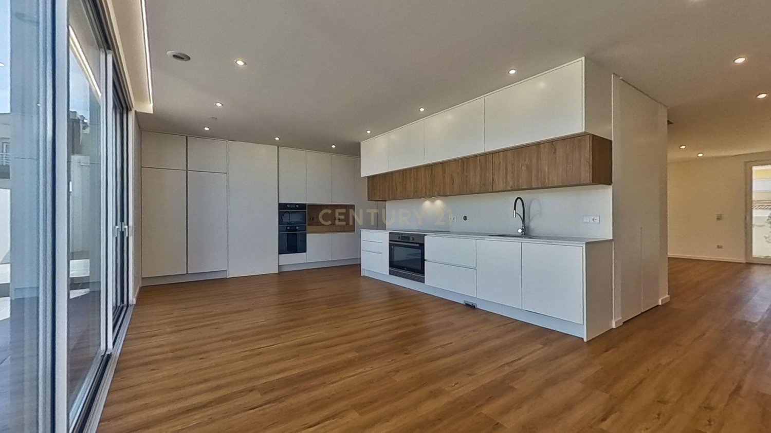 5 bedrooms Villa in Torres Vedras, Portugal No. 201739