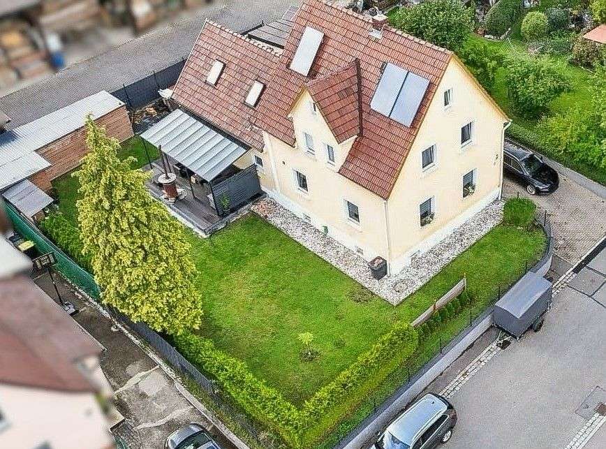 Casa de 6 habitaciónes en Coburg, Germany No. 263159