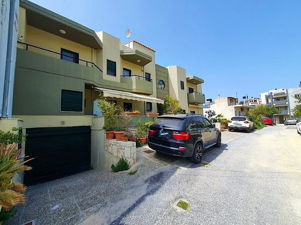  T4 em Heraklion, Greece N.º 3676