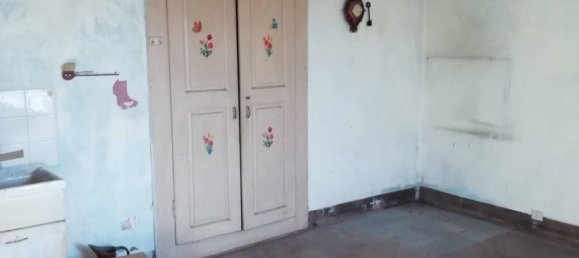 Дом с 6 комнатами в Коссоньо, Италия № 151046 7