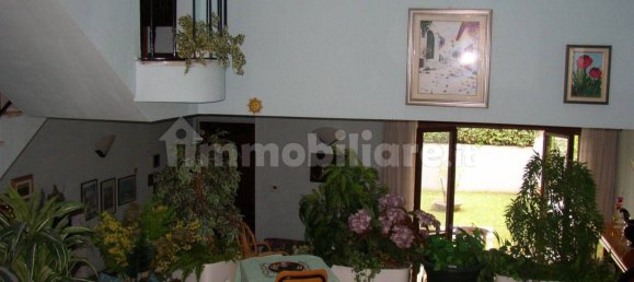3 Schlafzimmer Haus in Desenzano del Garda, Italy, Nr. 355742 9