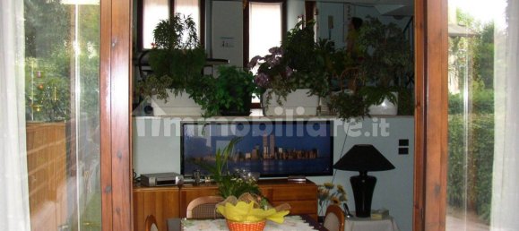 3 Schlafzimmer Haus in Desenzano del Garda, Italy, Nr. 355742 4