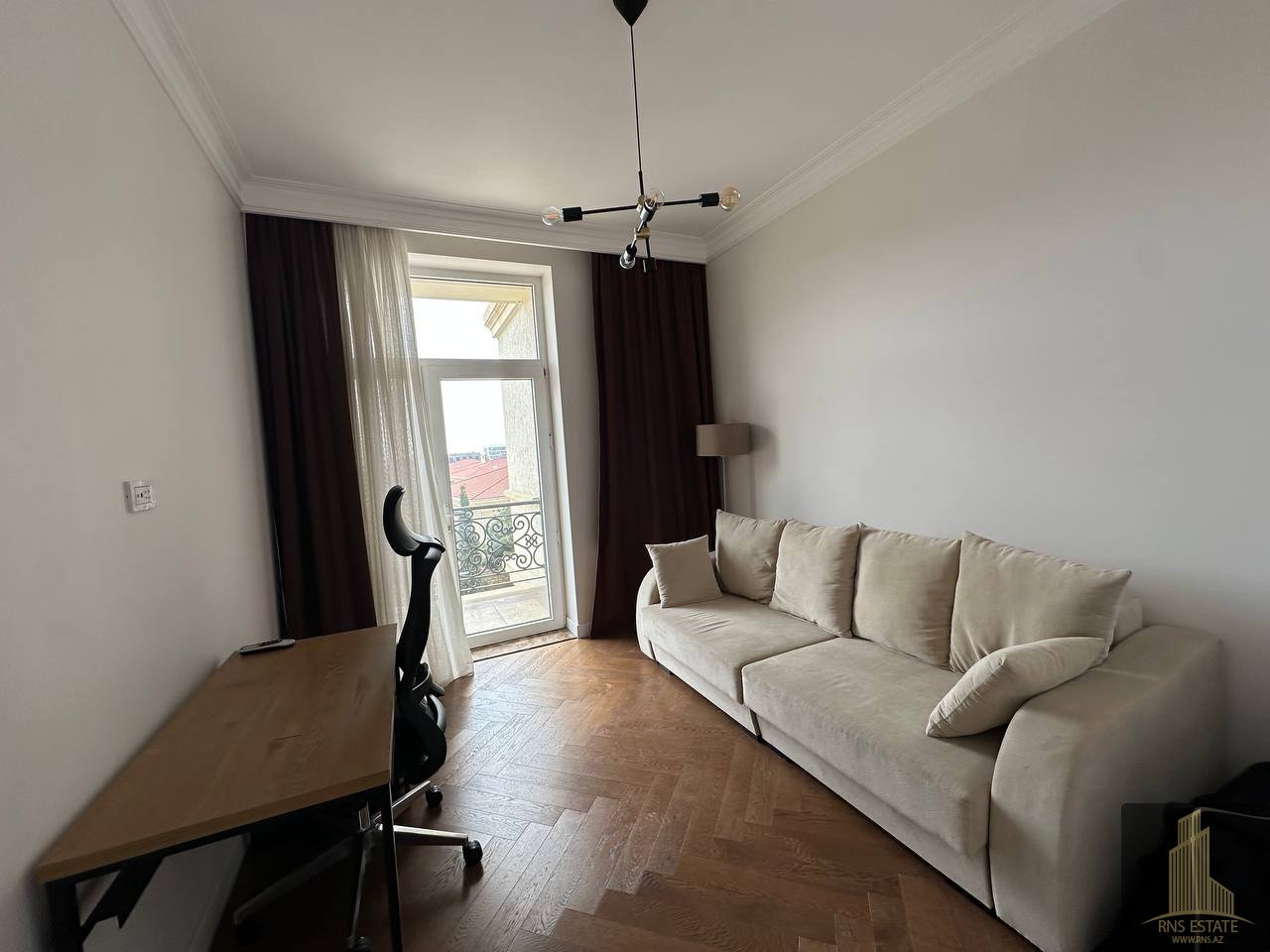 Квартира с 4 спальнями в Хатаинский район, Азербайджан № 1344