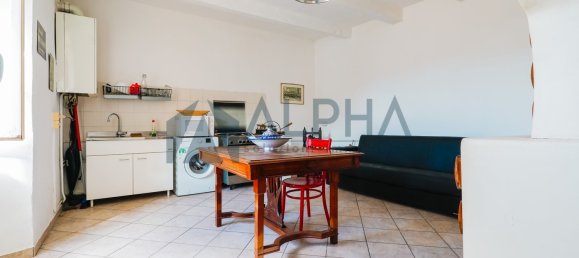 2-salle Appartement à Dovadola, Italy No. 134290 4