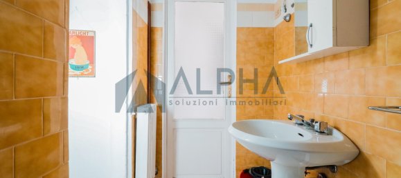 2-salle Appartement à Dovadola, Italy No. 134290 12