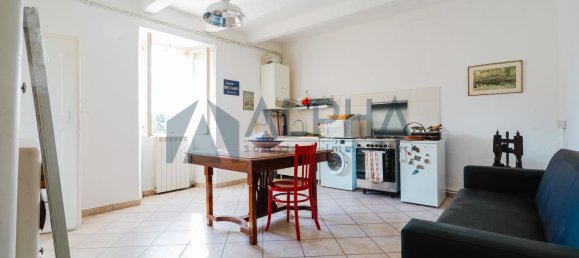 2-salle Appartement à Dovadola, Italy No. 134290 3