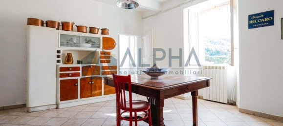 2-salle Appartement à Dovadola, Italy No. 134290 2