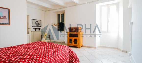 2-salle Appartement à Dovadola, Italy No. 134290 7