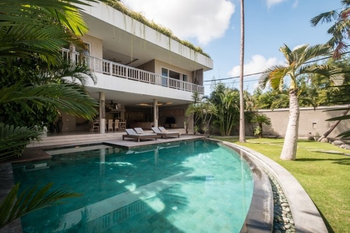 2 Schlafzimmer Villa in Seminyak, Indonesia, Nr. 3383