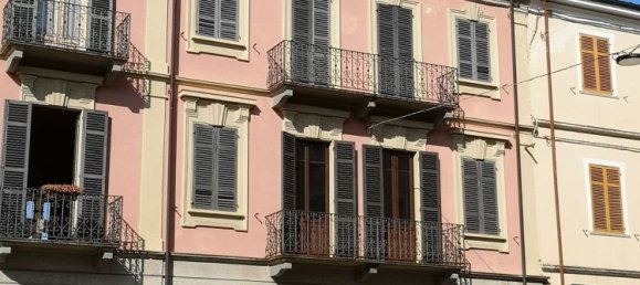 8 rooms House in Brusnengo, Italy No. 28885 3
