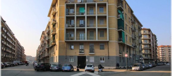2 rooms Apartment in Turin, Italy No. 33114 96