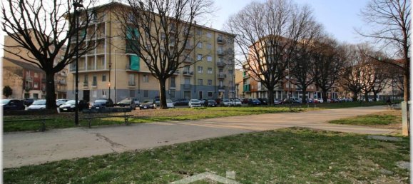 2 rooms Apartment in Turin, Italy No. 33114 92