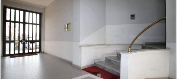 2 rooms Apartment in Turin, Italy No. 33114 8