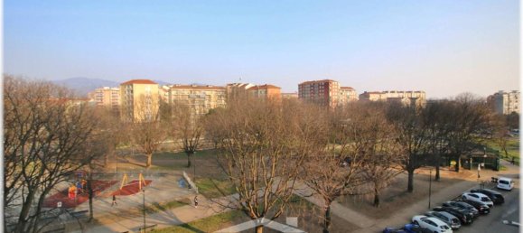 2 rooms Apartment in Turin, Italy No. 33114 77