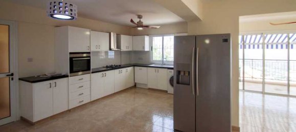 6 bedrooms Commercial property in Pegeia, Cyprus No. 18565 10