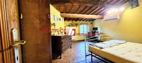 Casa de 8 divisões em Capannori, Italy N.º 192358 45