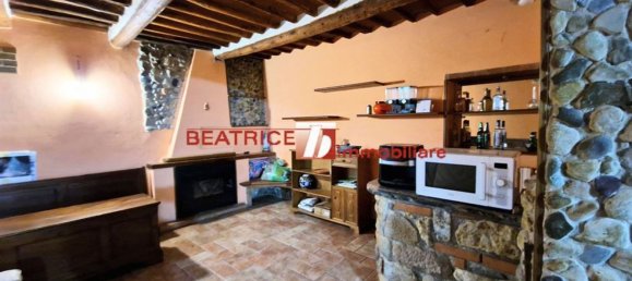 Casa de 8 divisões em Capannori, Italy N.º 192358 25