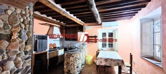 Casa de 8 divisões em Capannori, Italy N.º 192358 27