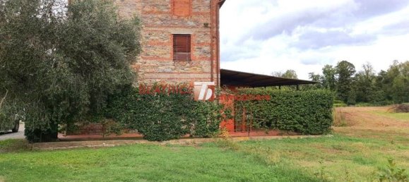 Casa de 8 divisões em Capannori, Italy N.º 192358 8