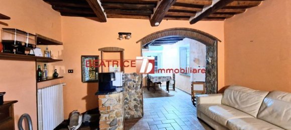 Casa de 8 divisões em Capannori, Italy N.º 192358 21