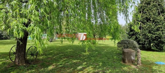 Casa de 8 divisões em Capannori, Italy N.º 192358 15