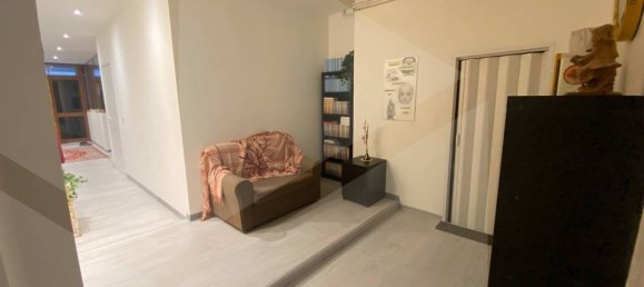 Коммерческая недвижимость 88м² в Бари, Италия № 30726 34