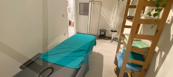 Коммерческая недвижимость 88м² в Бари, Италия № 30726 30