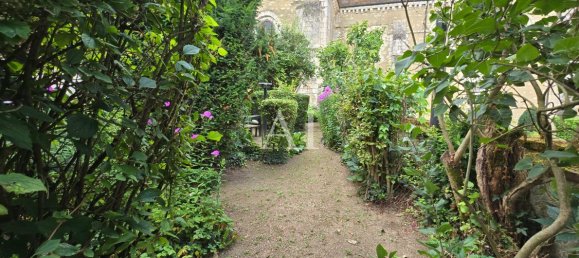 7 Schlafzimmer Haus in Les Aix-d'Angillon, France, Nr. 250093 5