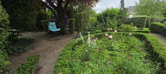 7 Schlafzimmer Haus in Les Aix-d'Angillon, France, Nr. 250093 9