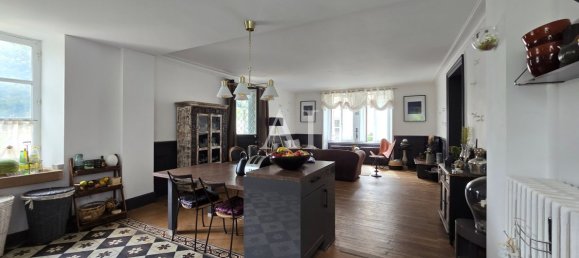 7 Schlafzimmer Haus in Les Aix-d'Angillon, France, Nr. 250093 3