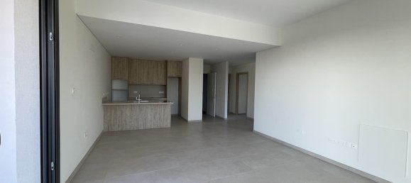 3 bedrooms Apartment in Paphos, Cyprus No. 17193 6