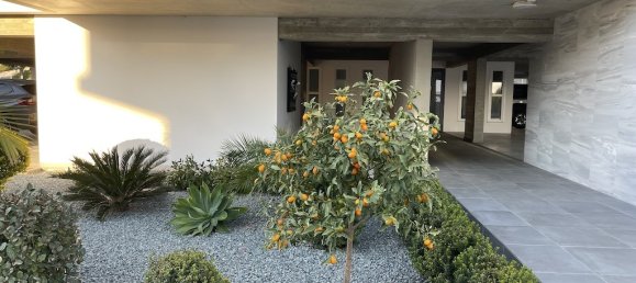 3 bedrooms Apartment in Paphos, Cyprus No. 17193 2