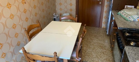 3 rooms Apartment in Monza, Italy No. 22312 9