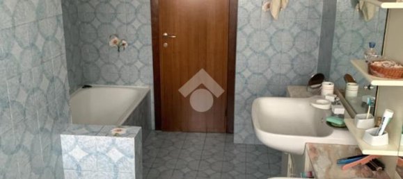 3 rooms Apartment in Monza, Italy No. 22312 20