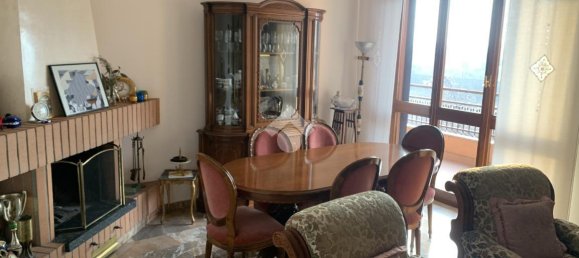 3 rooms Apartment in Monza, Italy No. 22312 5