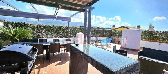 2 bedrooms Apartment in Massa, Italy No. 355236 18