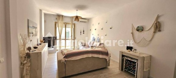 2 bedrooms Apartment in Massa, Italy No. 355236 5
