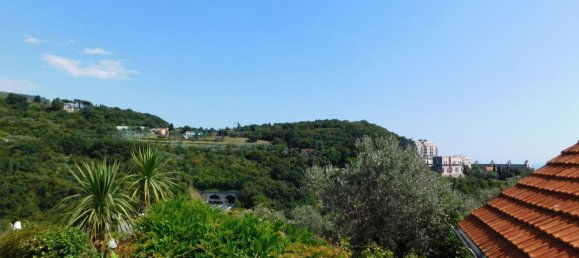 Casa de 6 habitaciónes en Genoa, Italy No. 278108 2