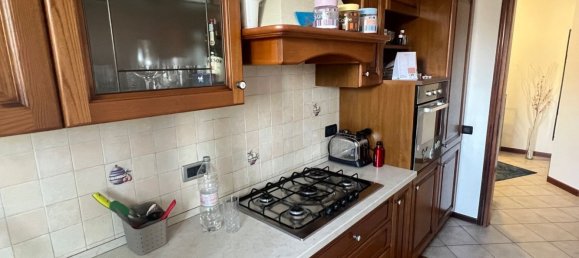 4 bedrooms Apartment in Limena, Italy No. 358140 3