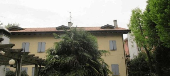 Casa de 14 divisões em Monza, Italy N.º 5353 37